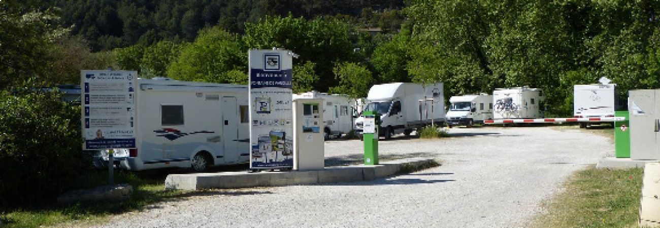 AREA SOSTA CAMPER CAMPEGGIO  la Durance - CAVAILLON