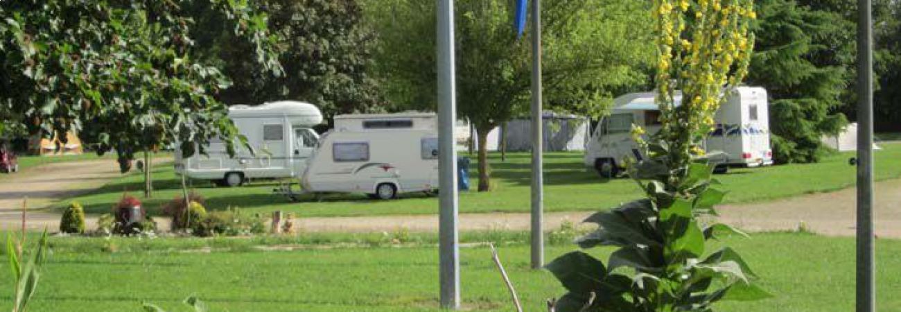 Ligny-le-Châtel - camping comunal BORGOGNA